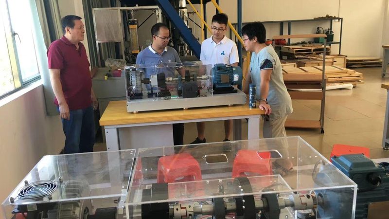 IP65防水等级：户外控制柜的可靠守护